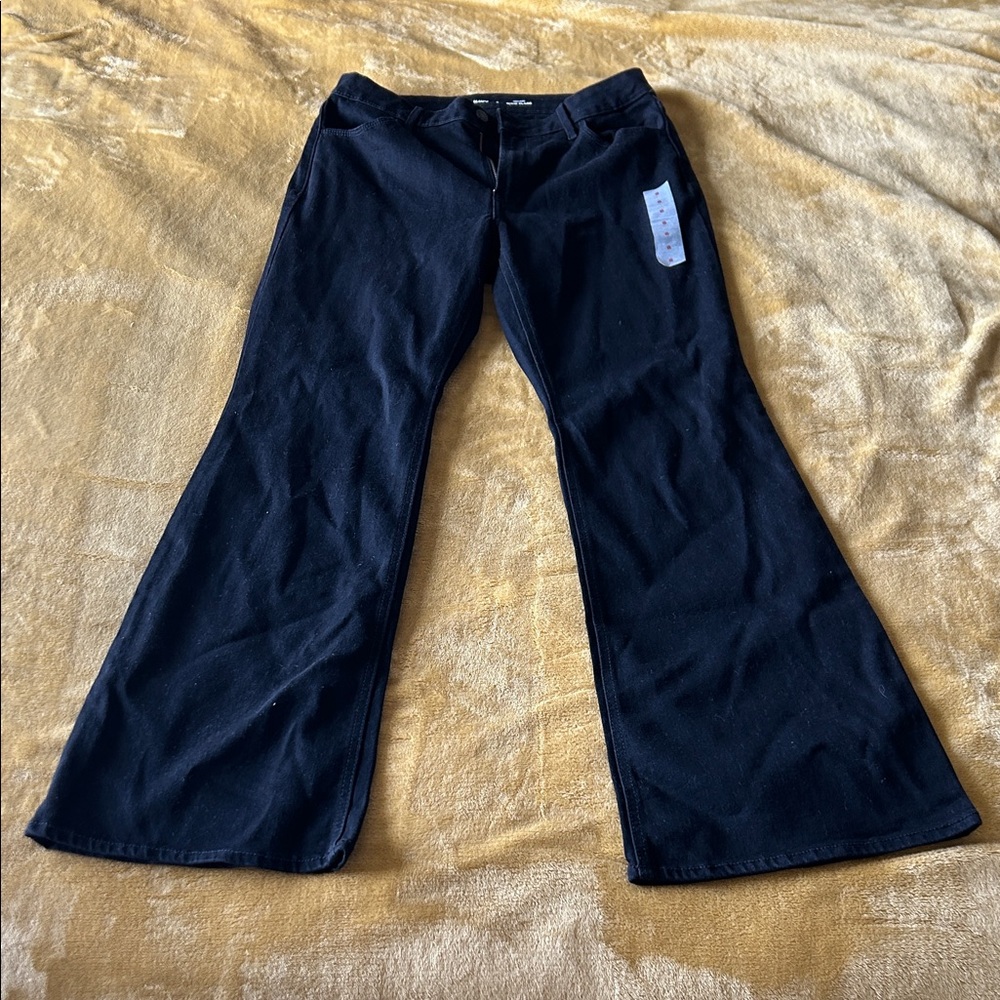 Stylish Black Flared Women Jeans